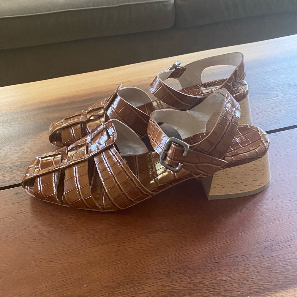 Freda Salvador HATTIE FISHERMAN MIDHEEL sandal size 9.5